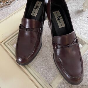 Woman’s shoes